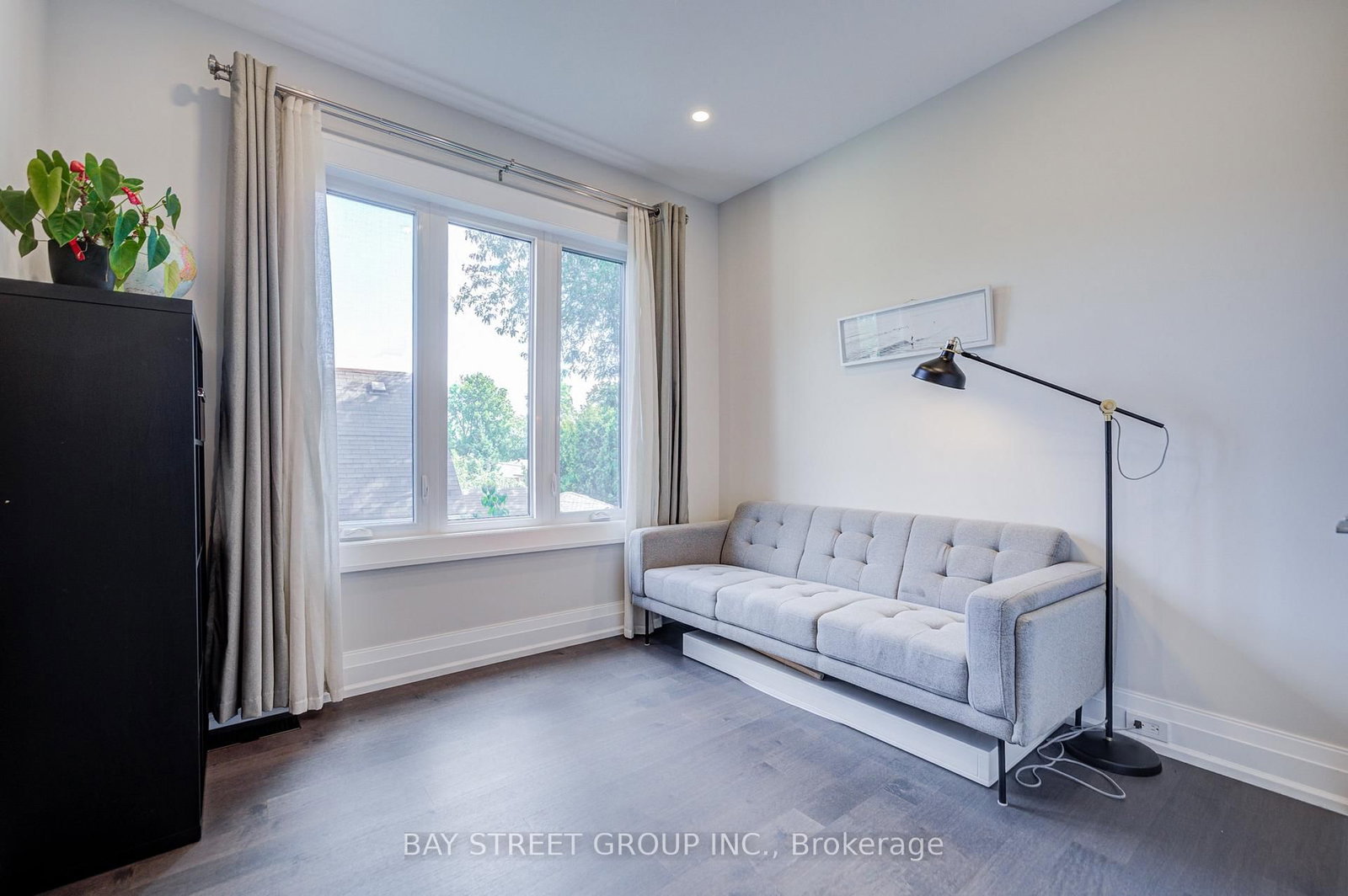 37 Barker Avenue • Toronto, ON photo 30