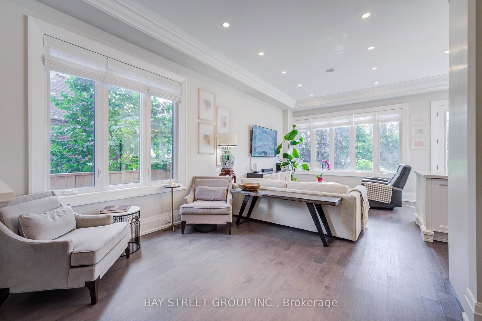 37 Barker Avenue • Toronto, ON photo 6