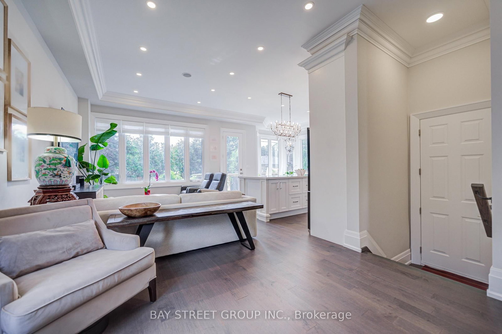 37 Barker Avenue • Toronto, ON photo 8
