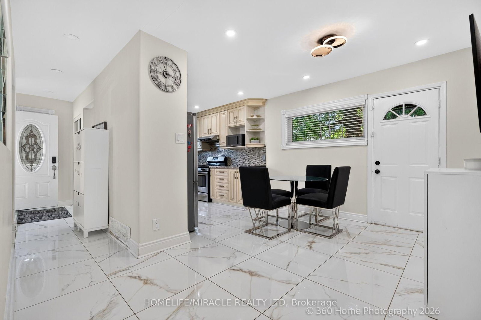 178 Kingsview Boulevard • Toronto, ON photo 21