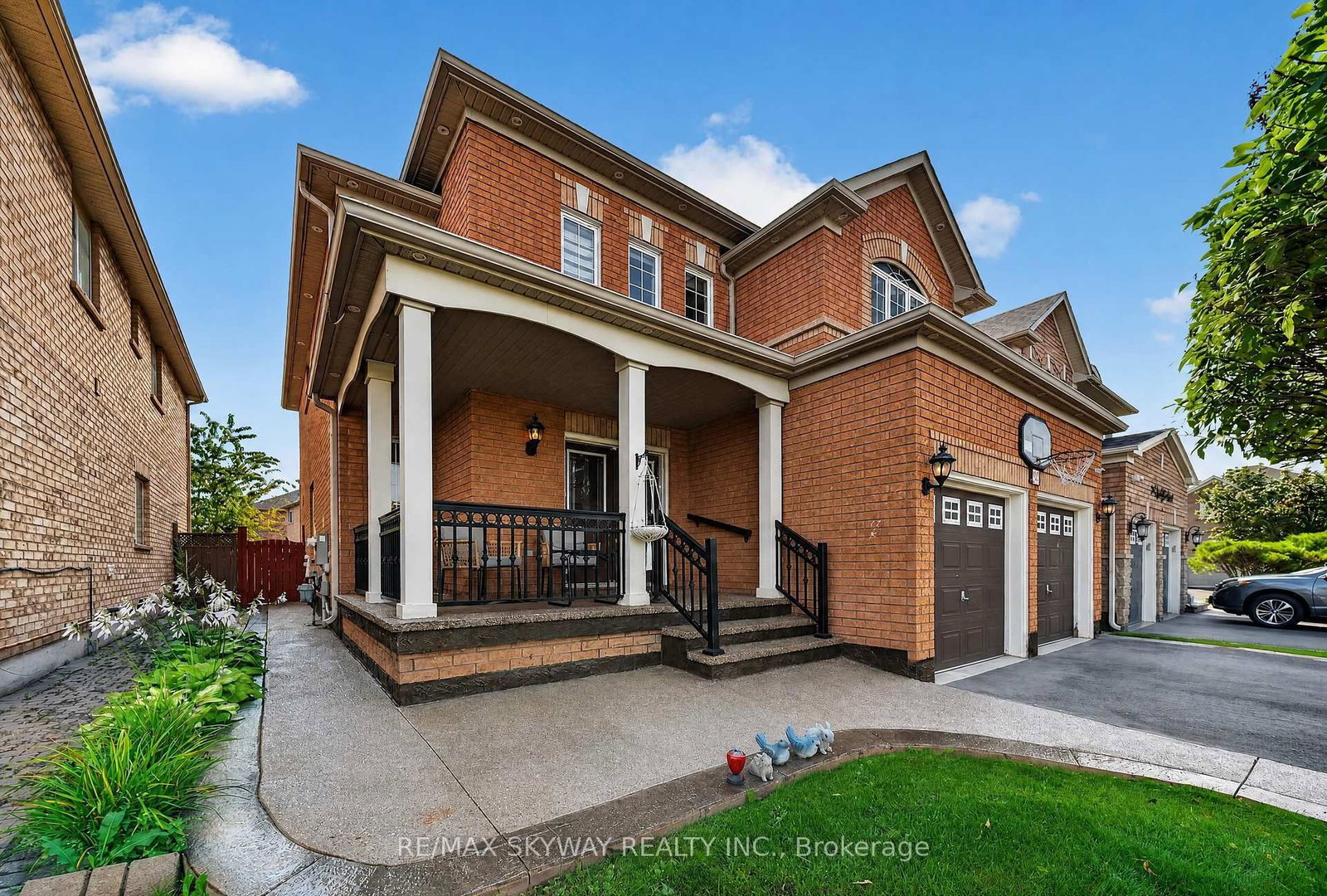 59 Crystal Glen Crescent • Brampton, ON photo 4
