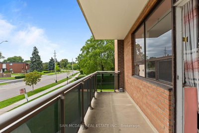 3145 Queen Frederica Mississauga,ON L4Y 3A7 — Photo 15