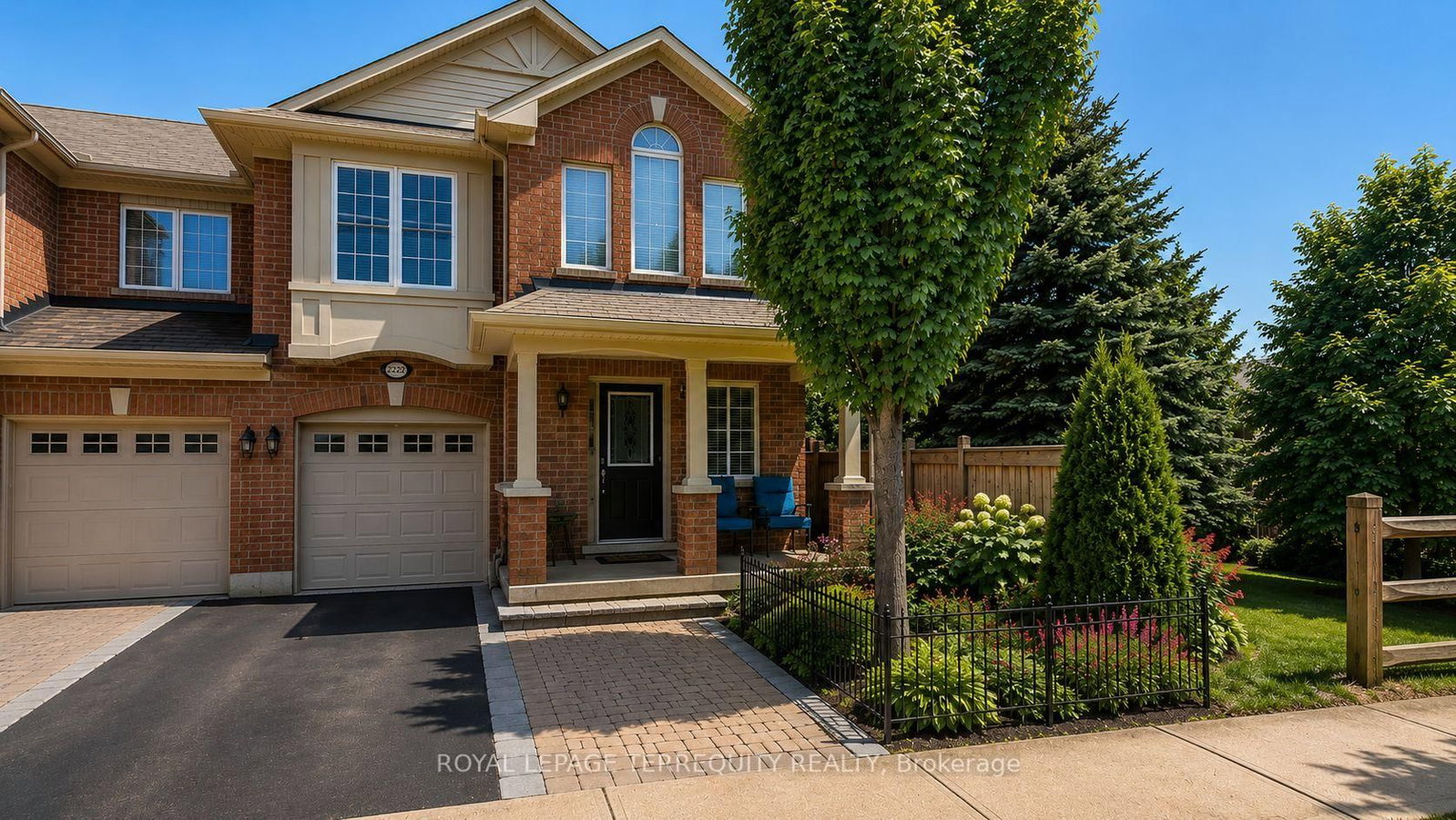 2223 Jillian Lane • Oakville, ON photo 1