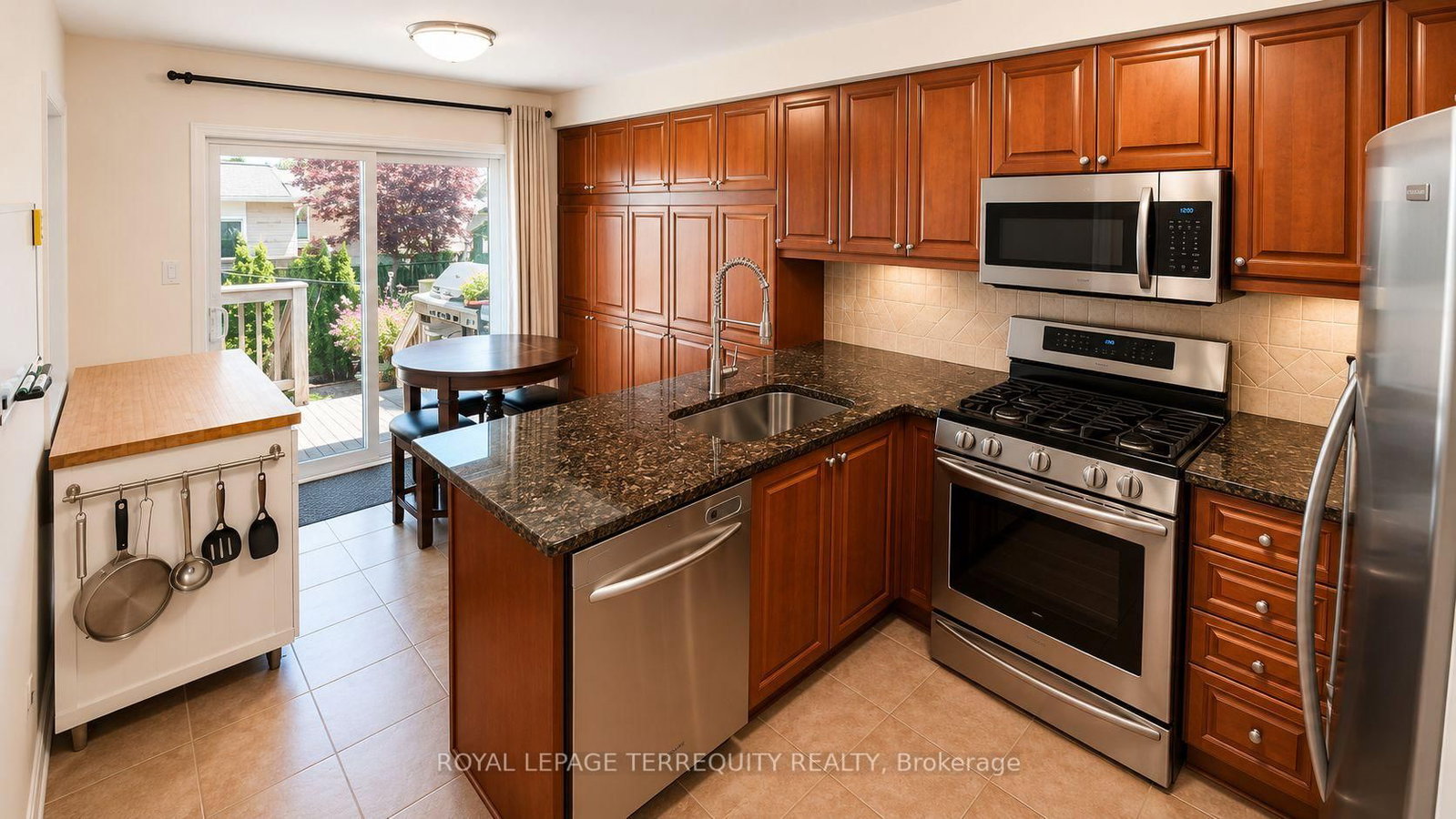 2223 Jillian Lane • Oakville, ON photo 10