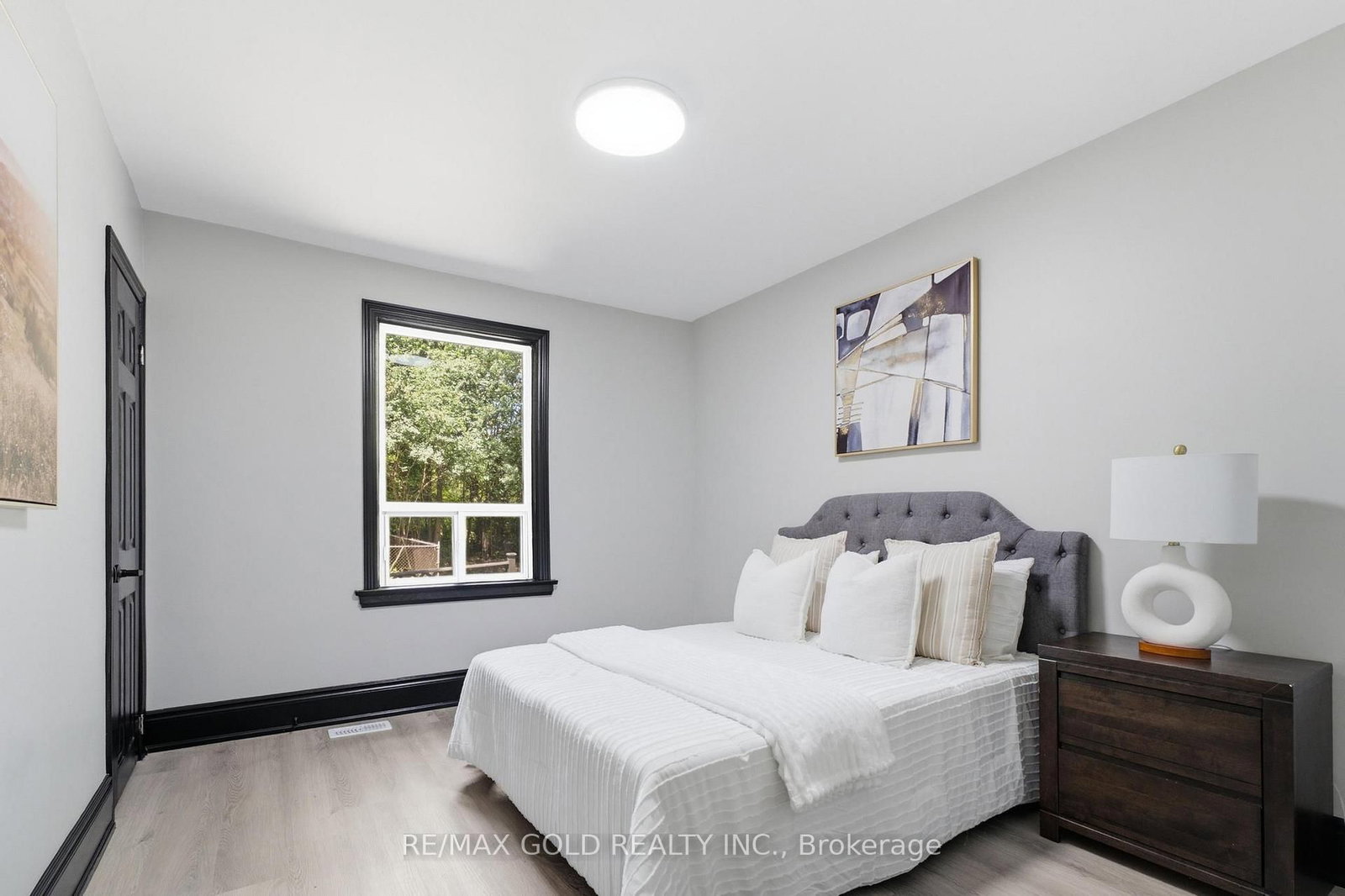 2702 Embleton Road • Brampton, ON photo 19