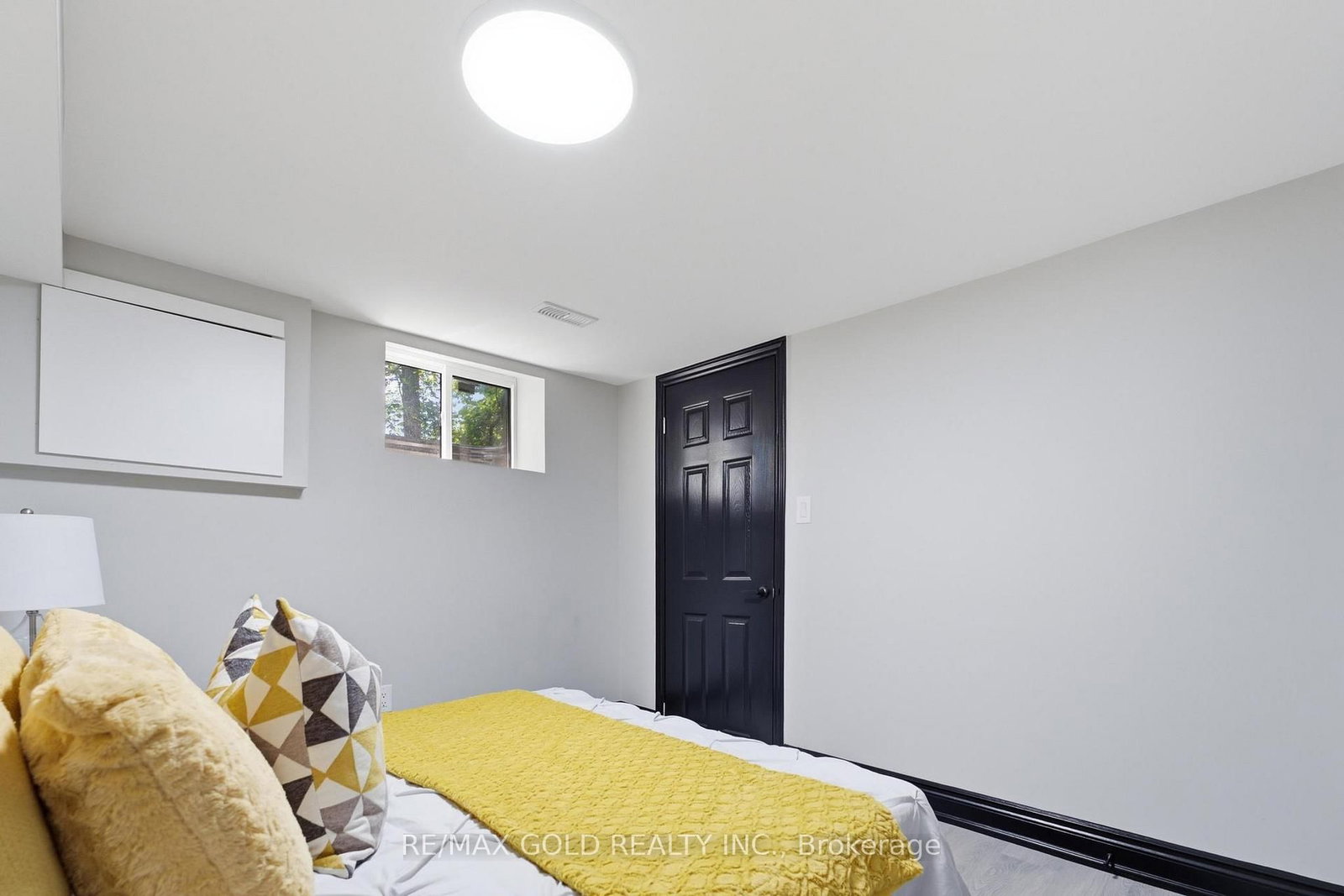 2702 Embleton Road • Brampton, ON photo 30