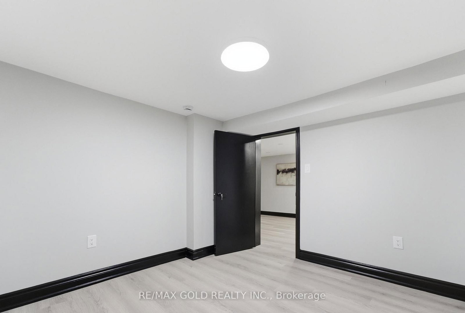 2702 Embleton Road • Brampton, ON photo 36