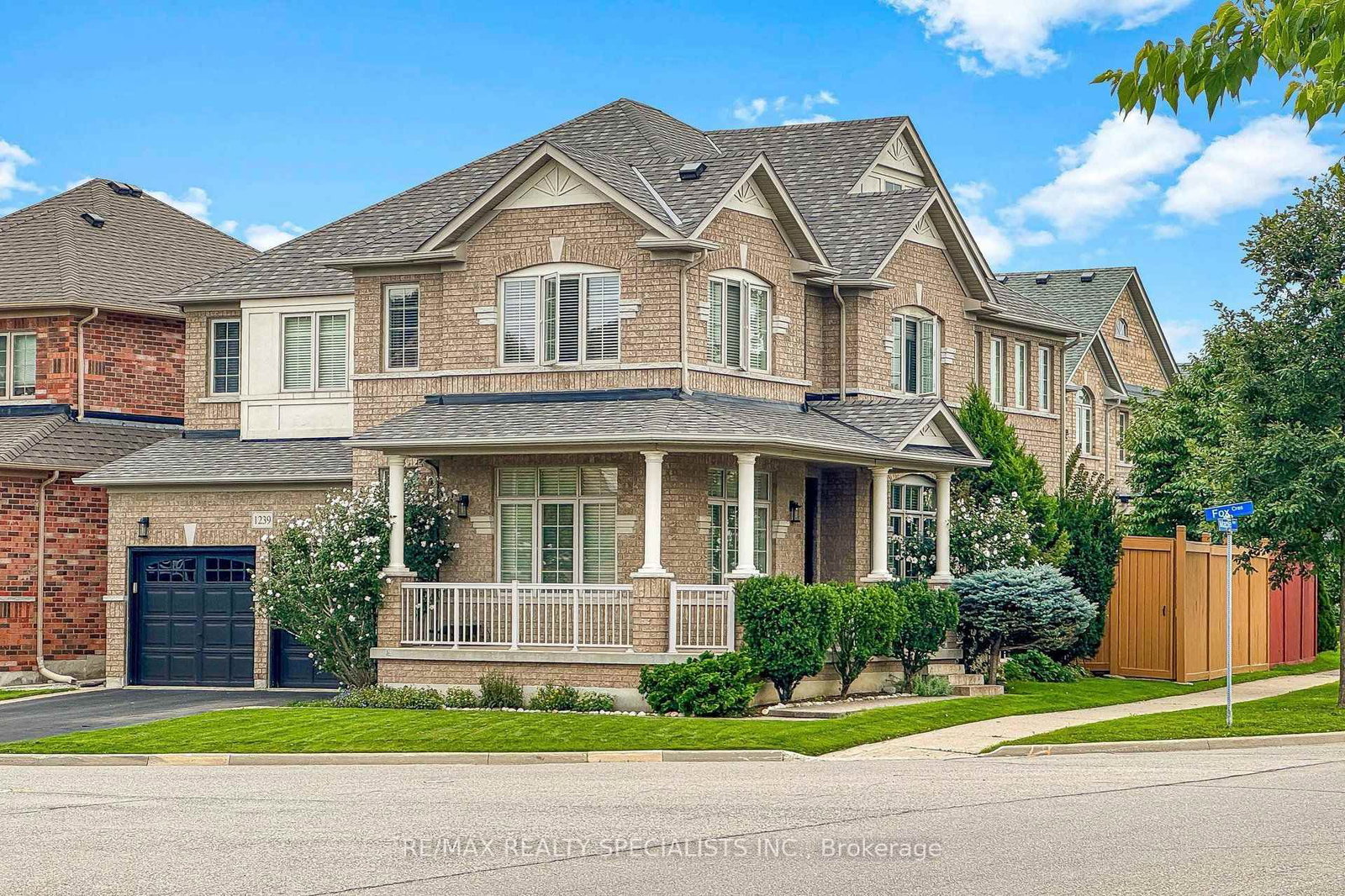 1239 Fox Crescent • Milton, ON photo 1