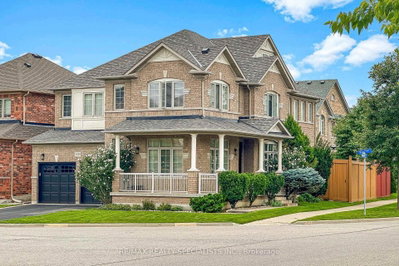 Detached House for sale at 1239 Fox Crescent, Milton, Ontario, L9T 0S7 - Dempsey - MLS: W13749700