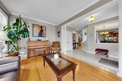 1239 Fox Crescent • Milton, ON photo 6