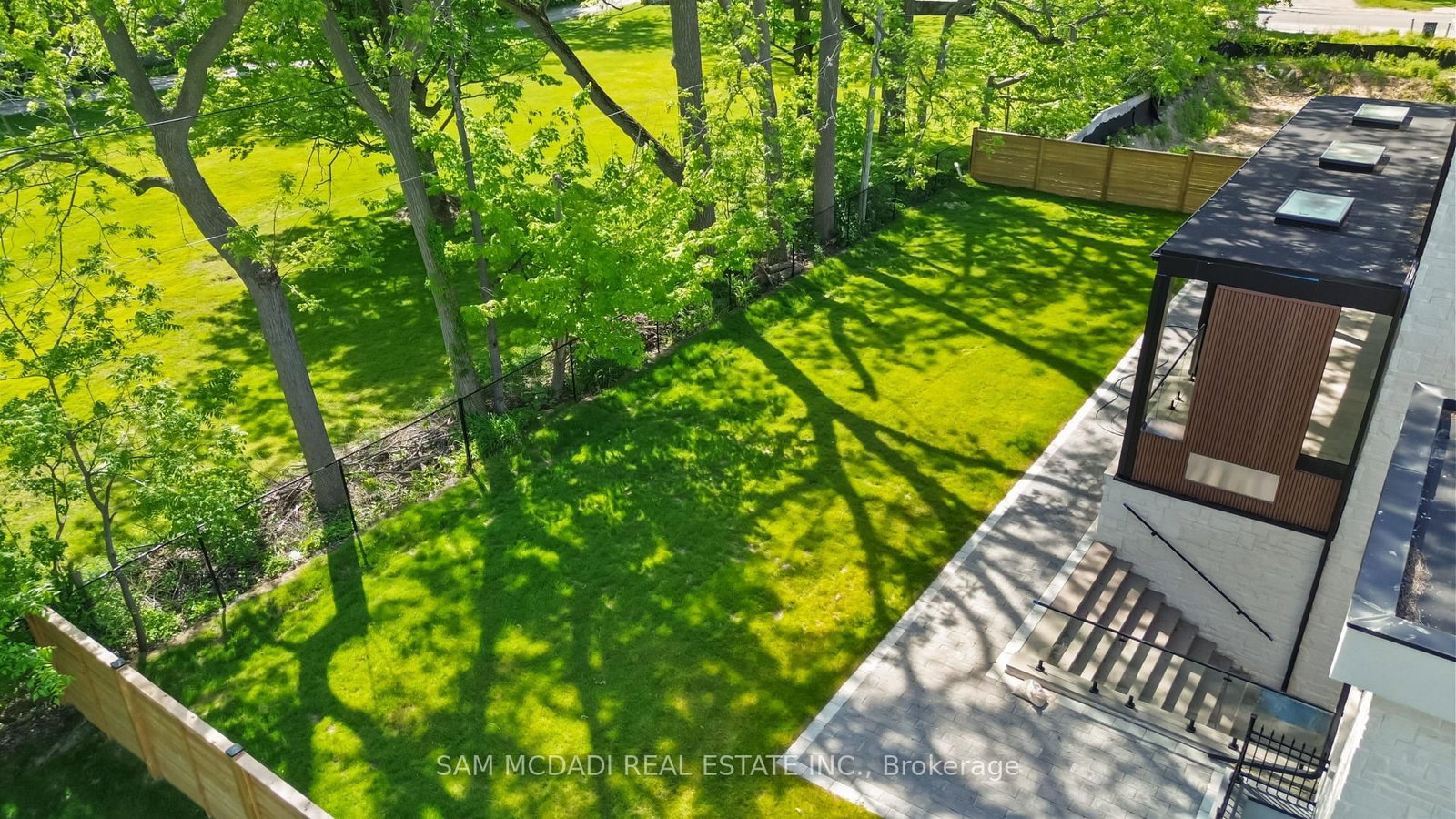 84 Pebbleridge Place • Oakville, ON photo 49