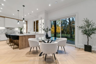 84 Pebbleridge Place • Oakville, ON photo 8