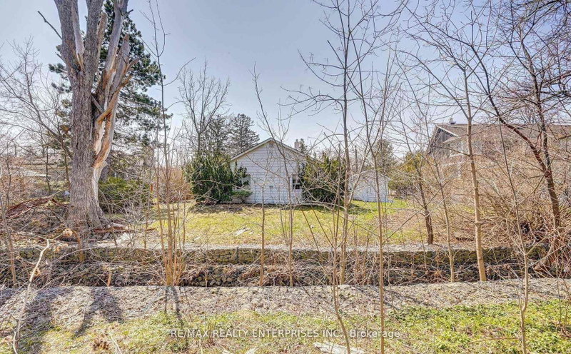 1235 Old River Road