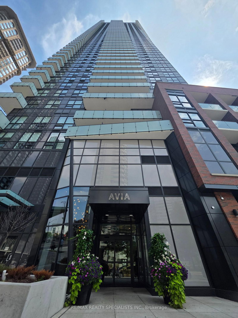 1407 - 430 Square One Drive