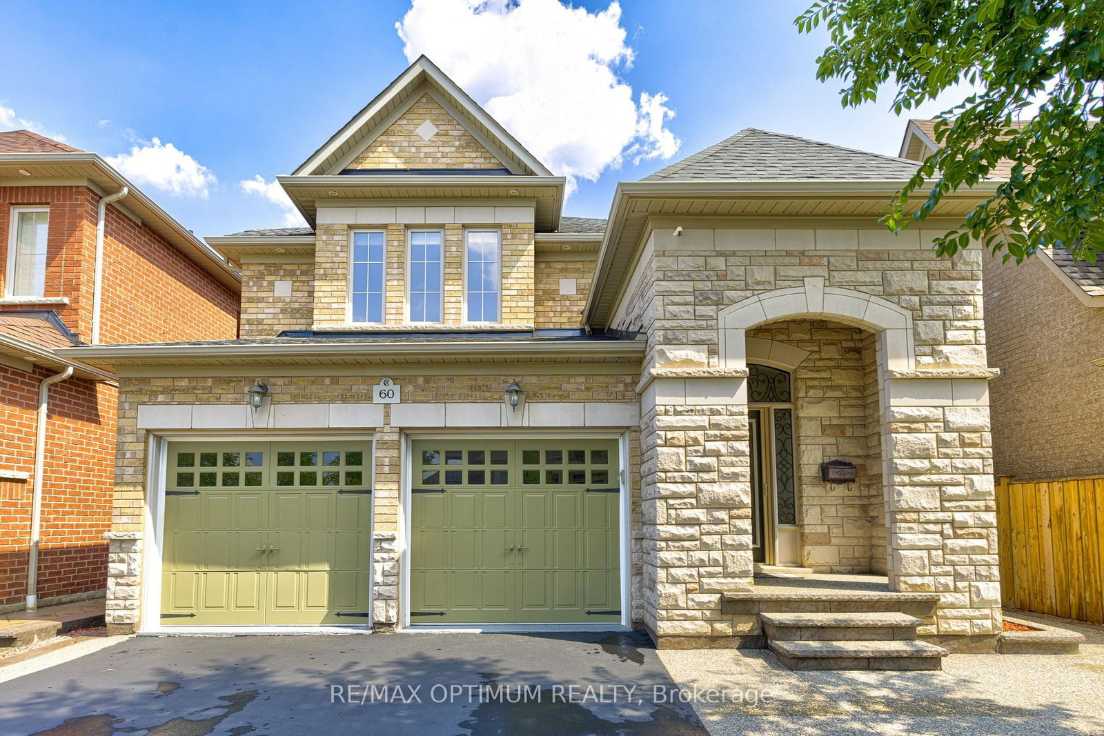 60 Impulse Circle • Brampton, ON photo 2