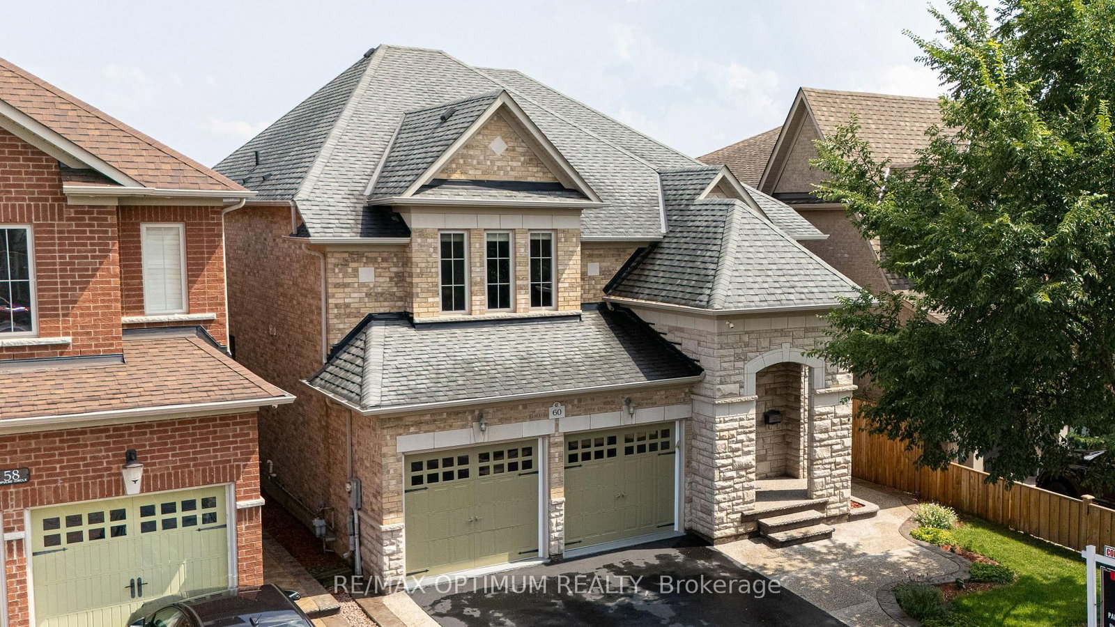60 Impulse Circle • Brampton, ON photo 3