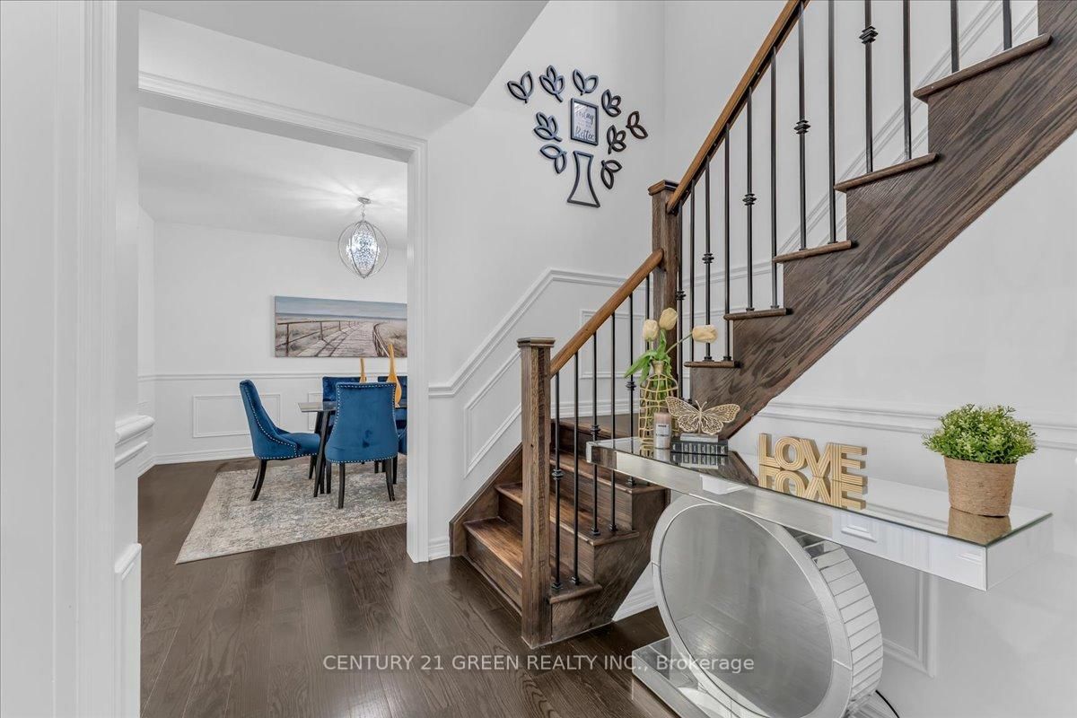 16 Grendon Crescent W • Brampton, ON photo 6