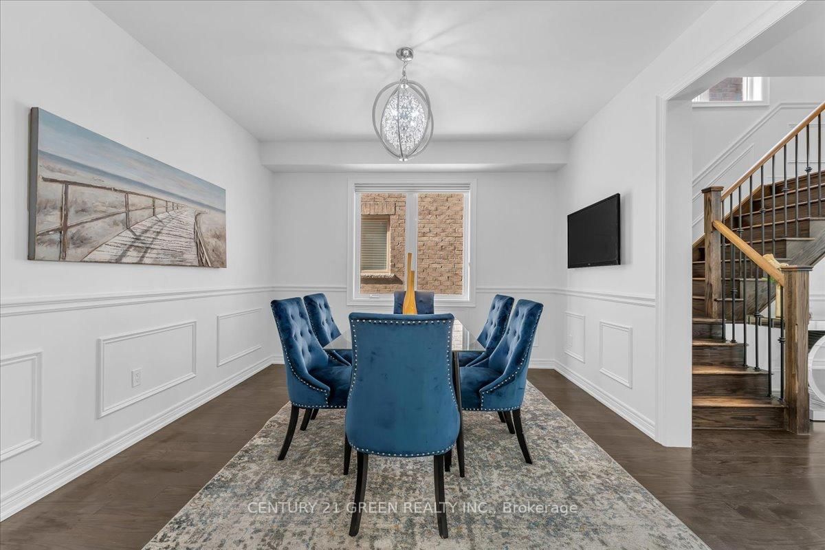 16 Grendon Crescent W • Brampton, ON photo 8