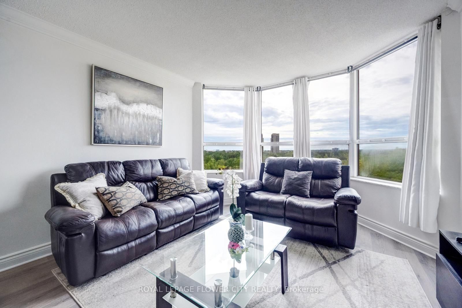 6 Humberline Drive • #417 • Toronto, ON photo 16
