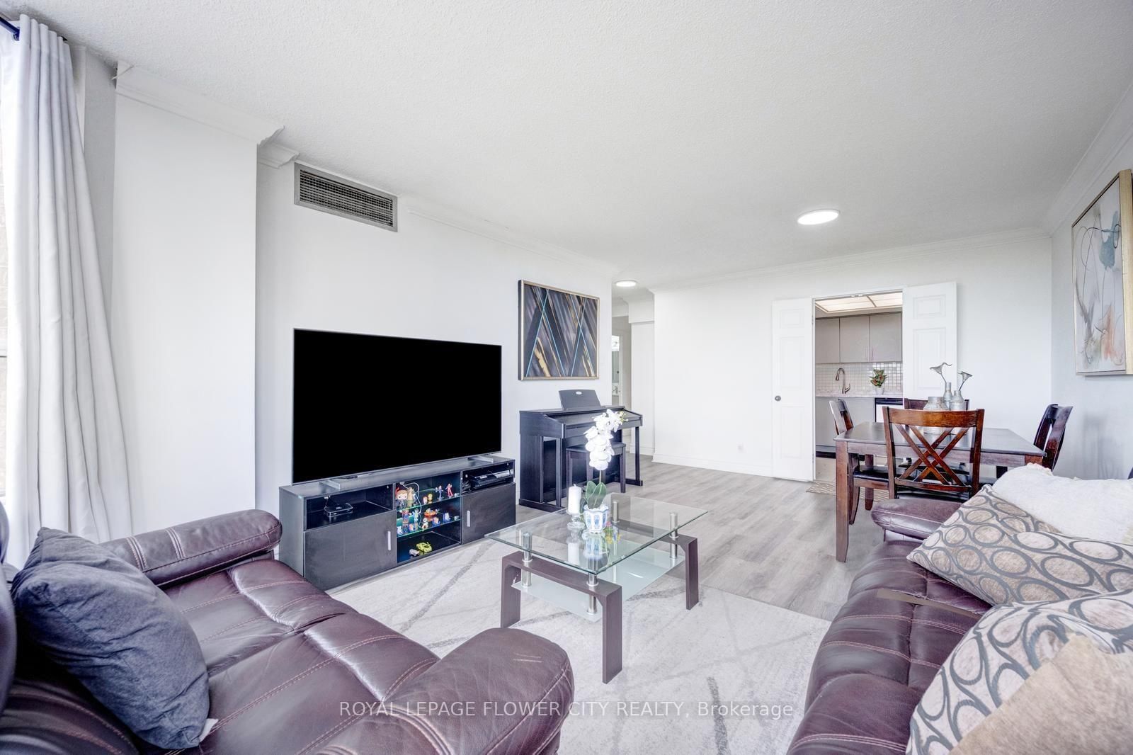 6 Humberline Drive • #417 • Toronto, ON photo 20