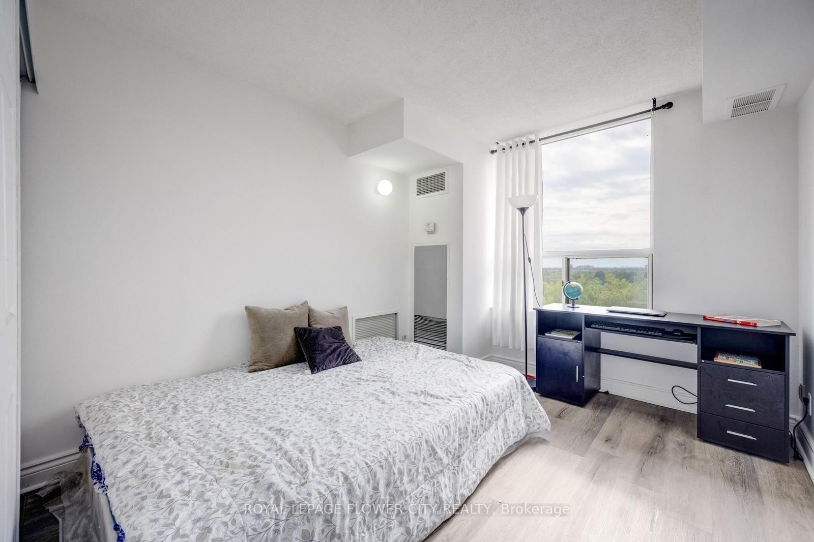 6 Humberline Drive • #417 • Toronto, ON photo 37