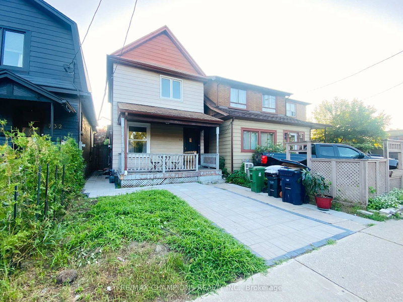 Main - 734 Willard Avenue