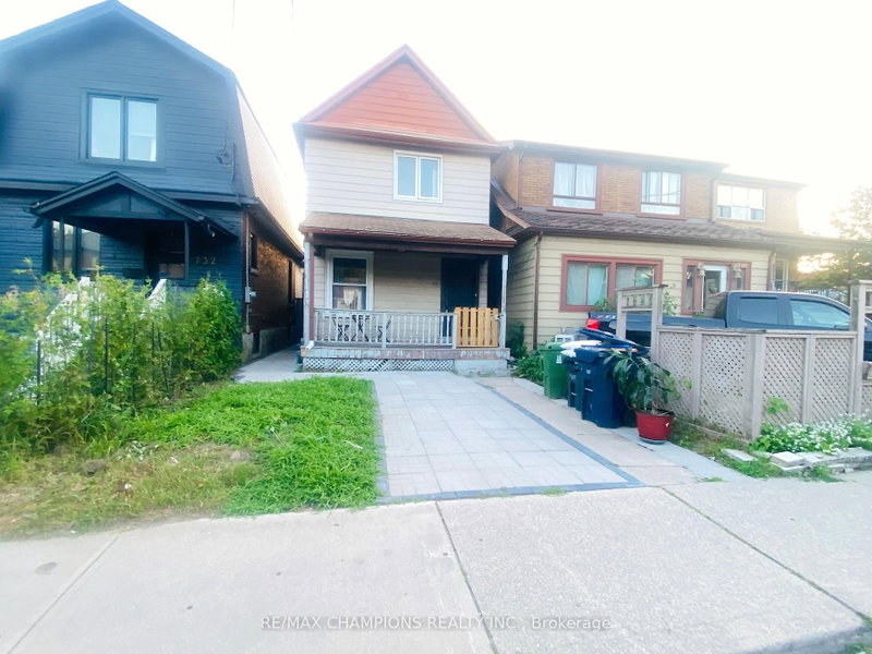 Main - 734 Willard Avenue