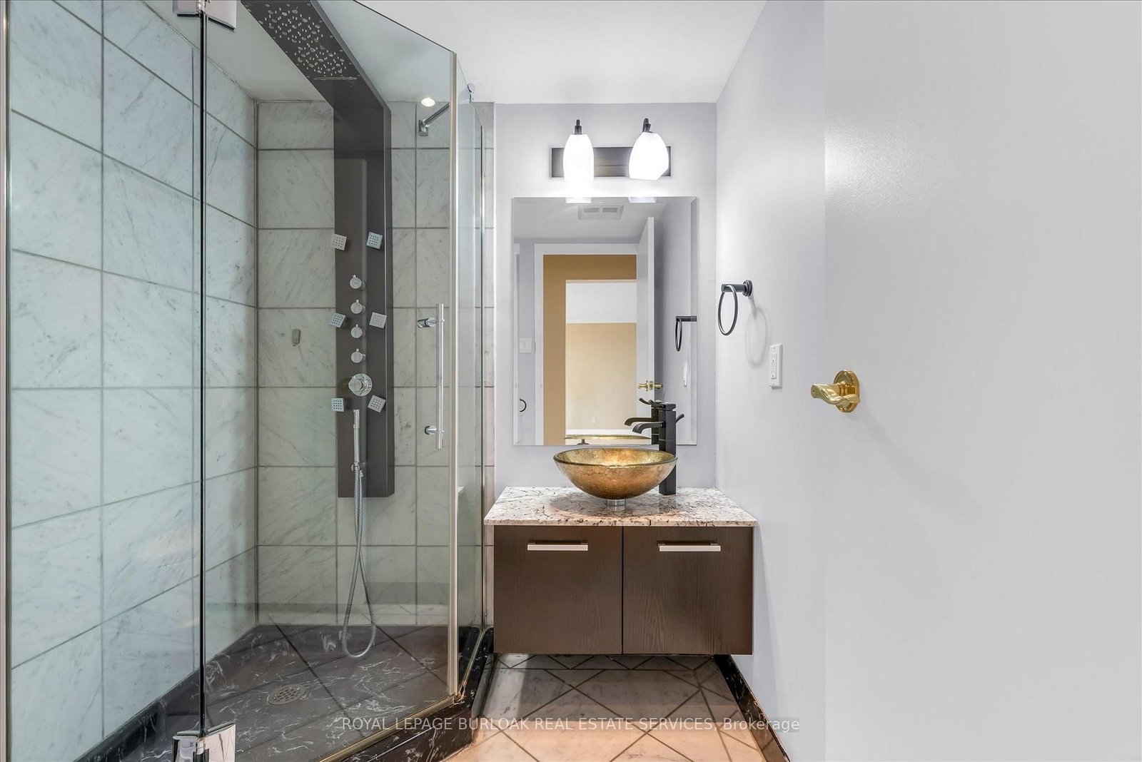 5280 Lakeshore Road • #510 • Burlington, ON photo 15