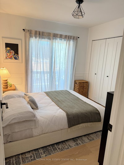 2221 Wyandotte Drive • Oakville, ON photo 9