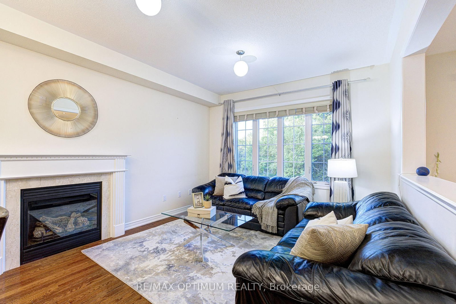 54 Midcrest Circle • Brampton, ON photo 10