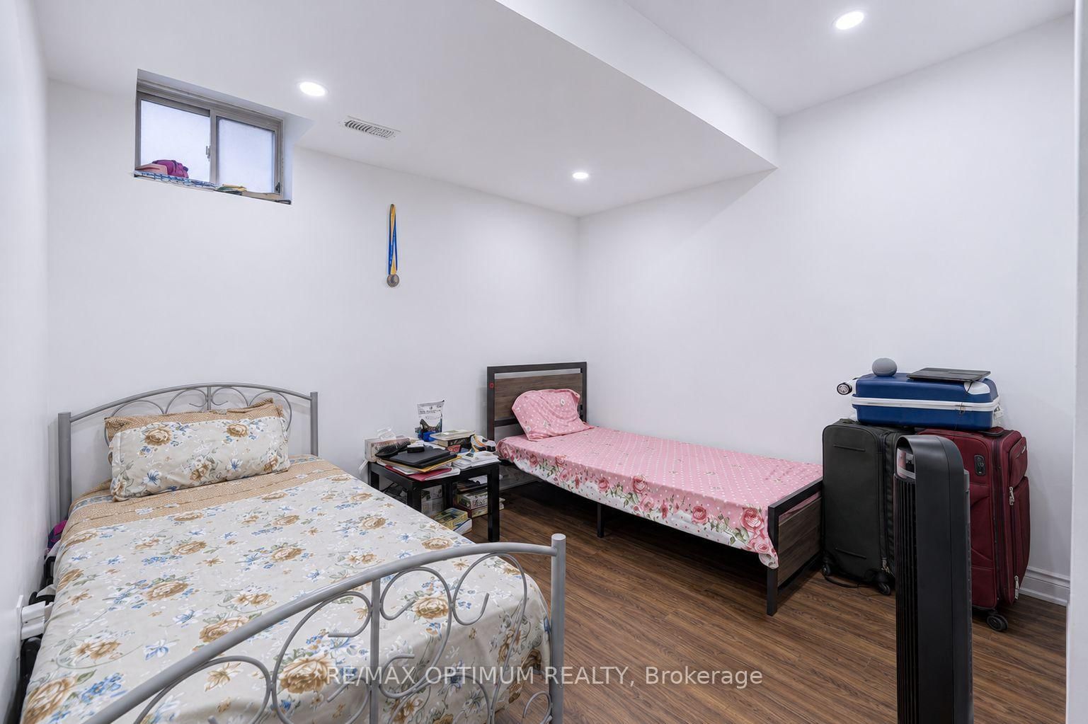 54 Midcrest Circle • Brampton, ON photo 44