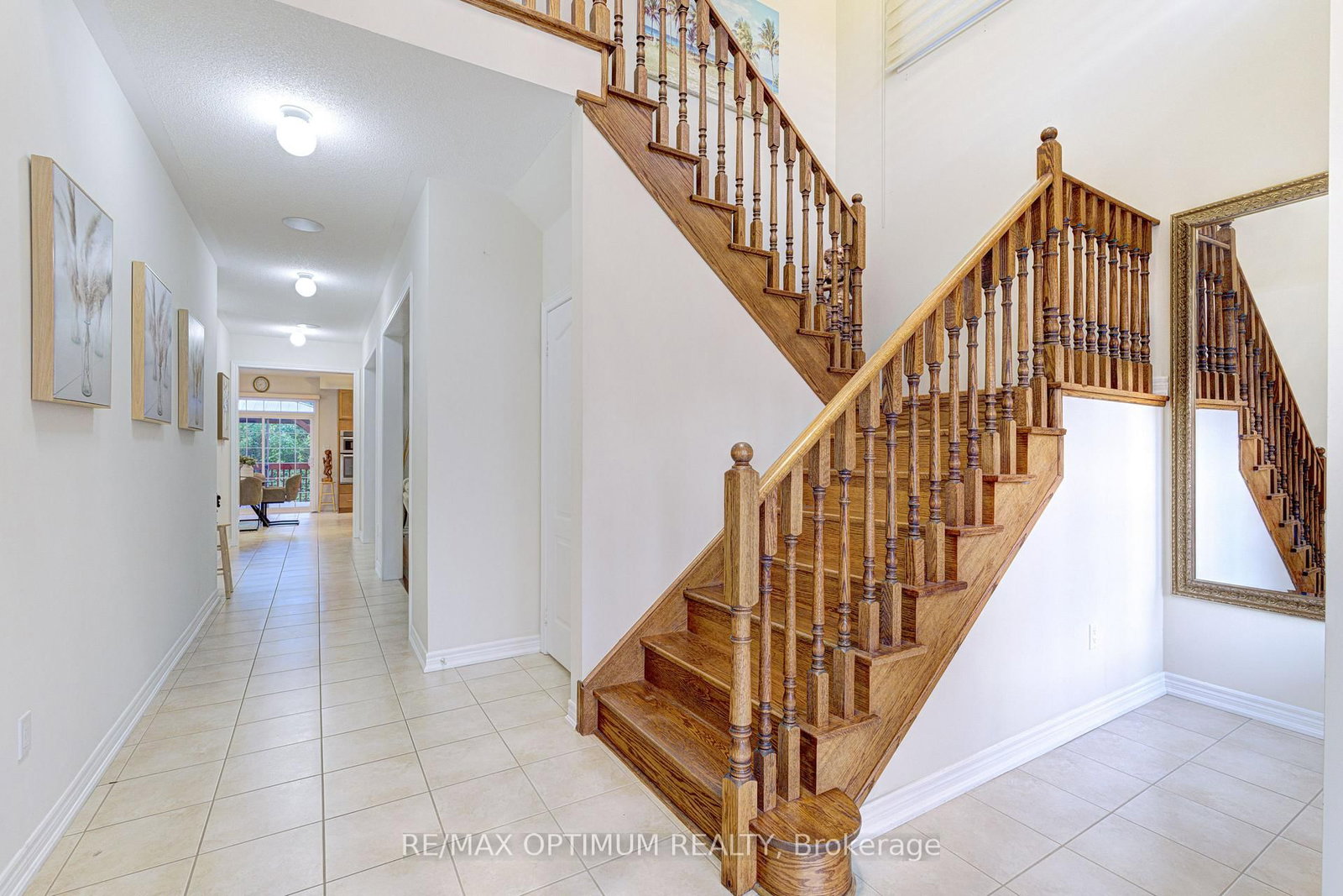 54 Midcrest Circle • Brampton, ON photo 5