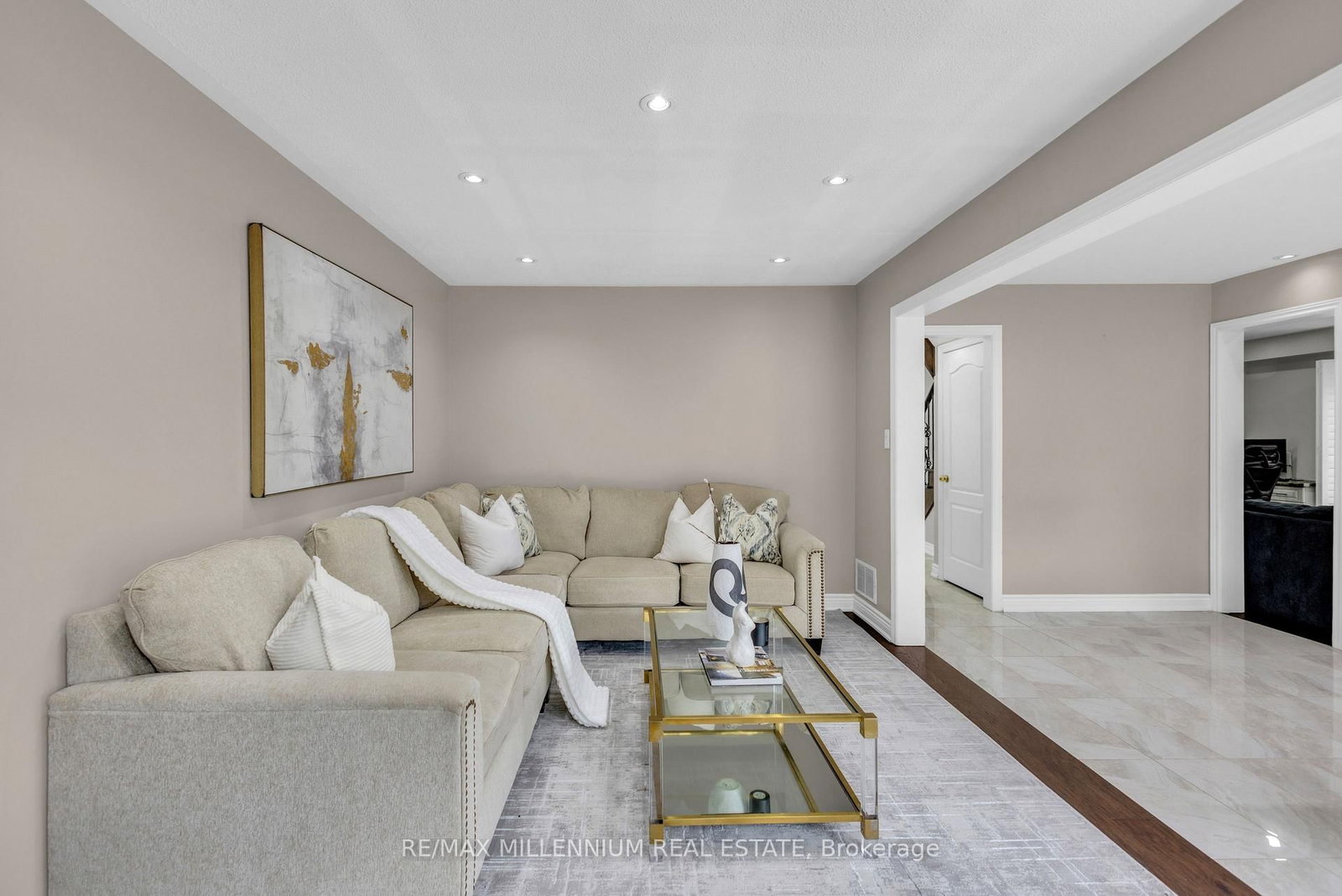 252 Mountainberry Road • Brampton, ON photo 16