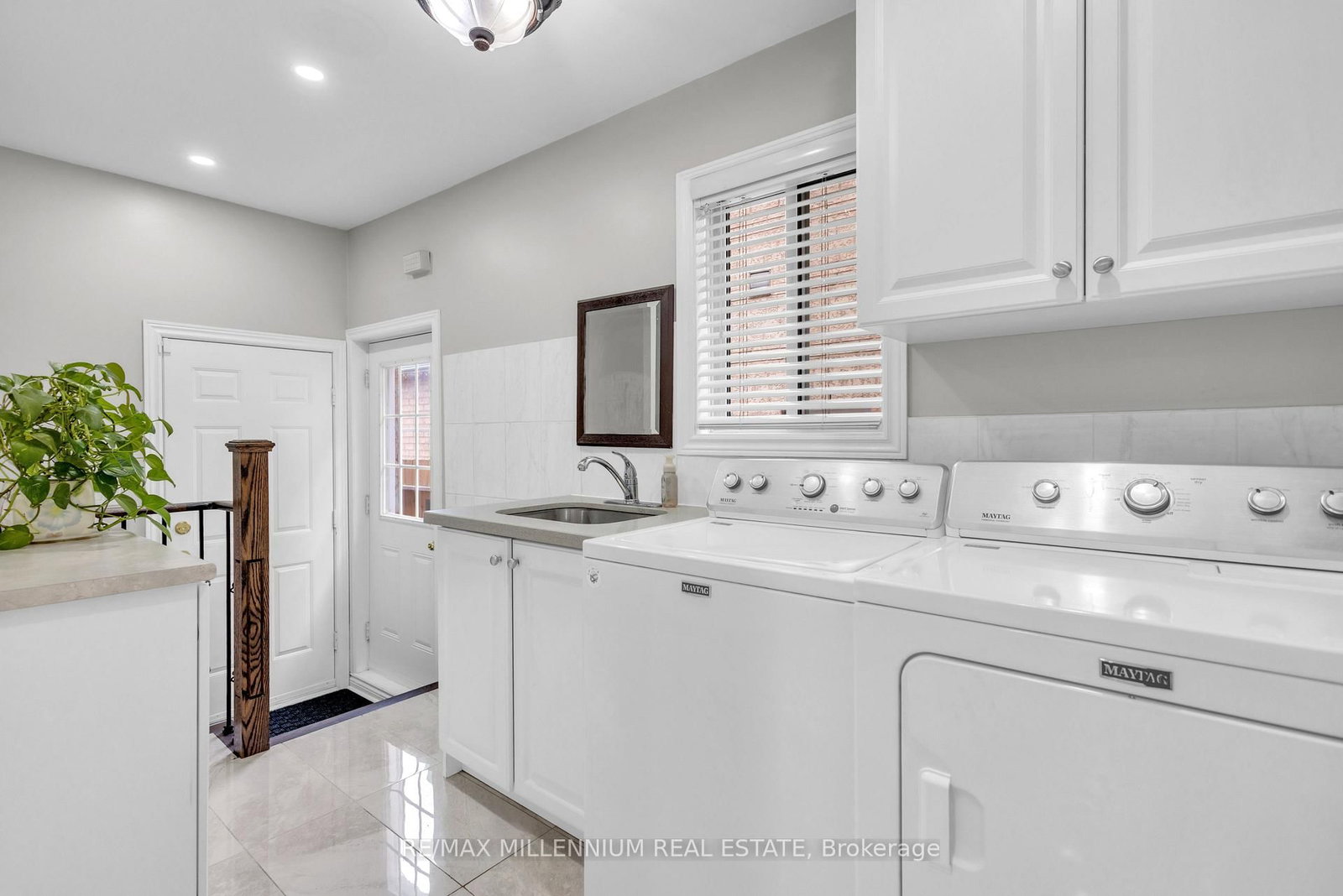 252 Mountainberry Road • Brampton, ON photo 18