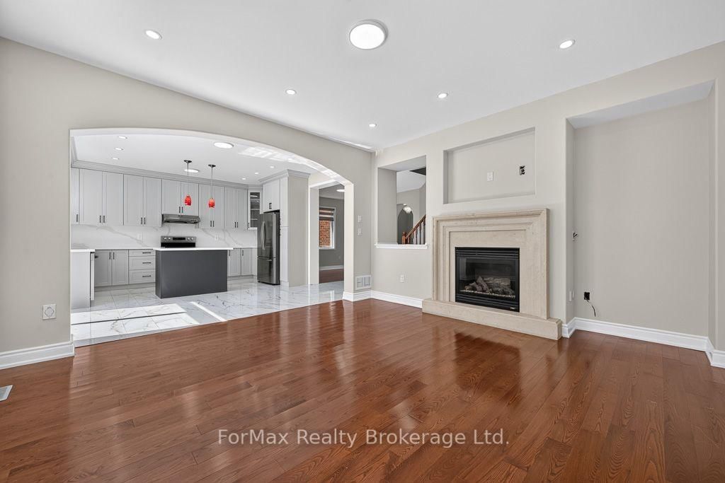 35 Seascape Crescent • Brampton, ON photo 12