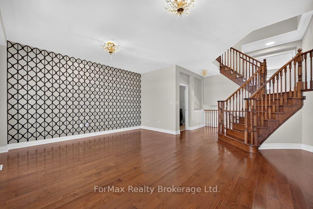 35 Seascape Crescent • Brampton, ON photo 18