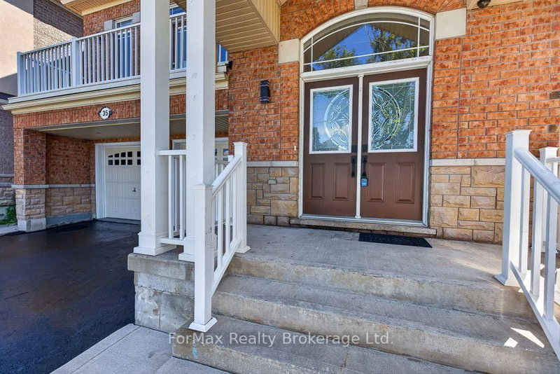 35 Seascape Crescent