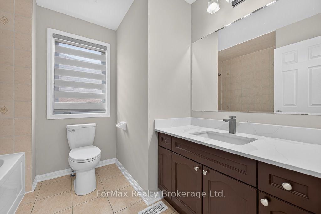 35 Seascape Crescent • Brampton, ON photo 33
