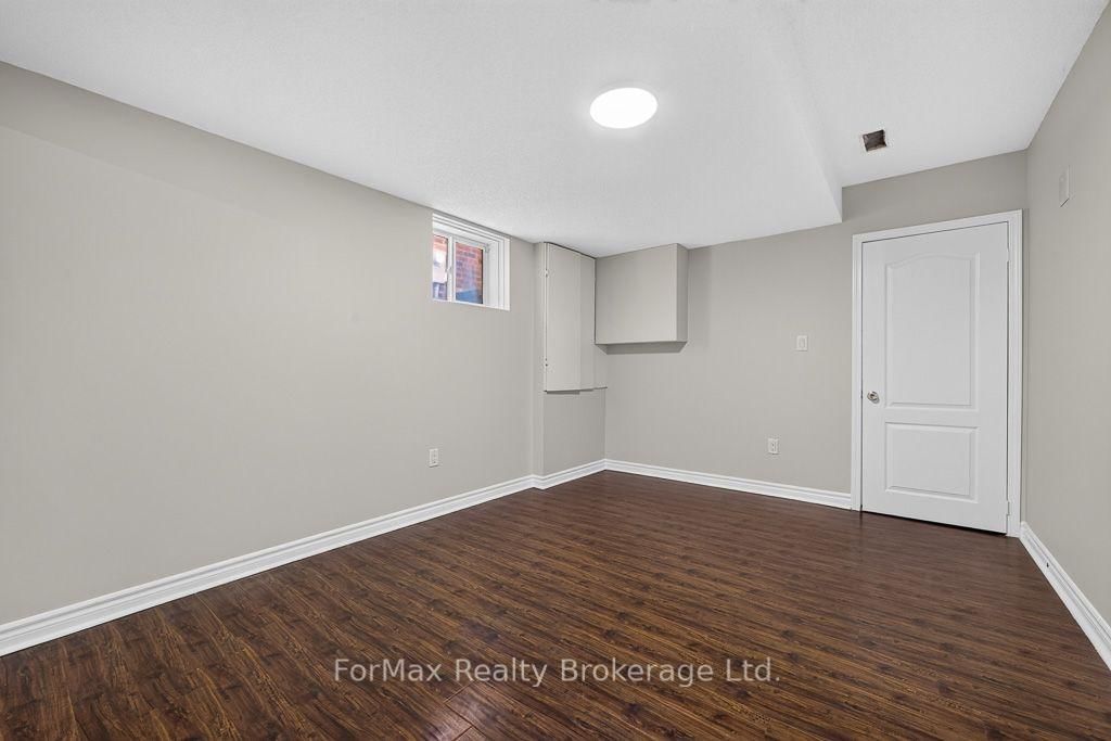 35 Seascape Crescent • Brampton, ON photo 43