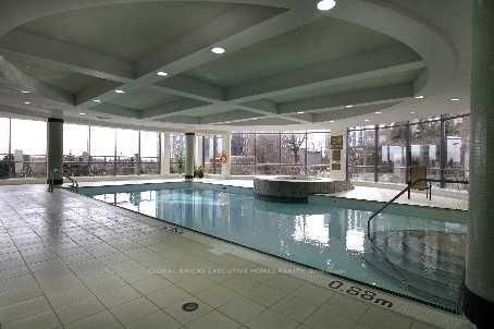2402- Blvd, Mississauga, view 12