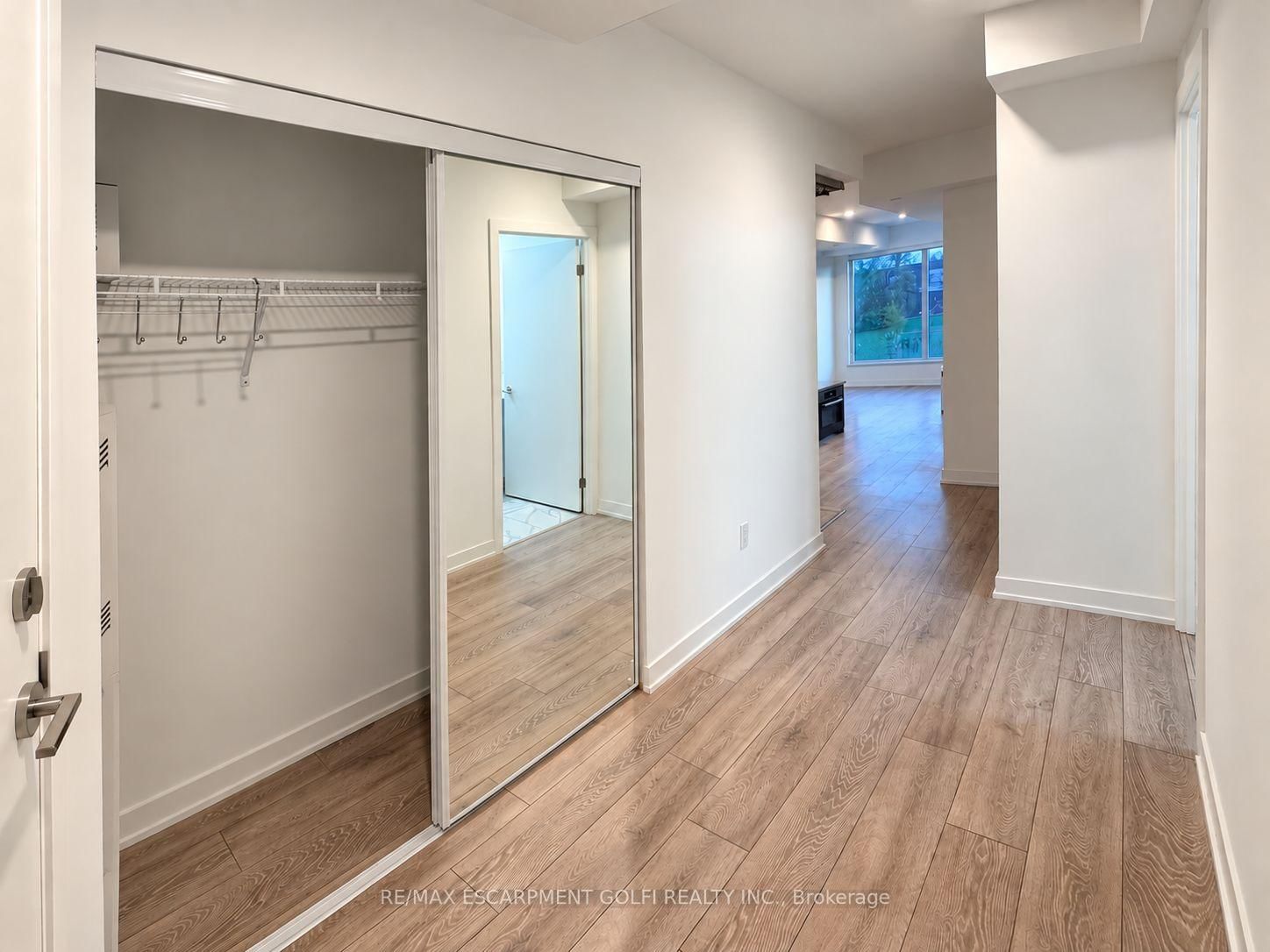 219 - 1100 Sheppard Avenue W, Toronto 5