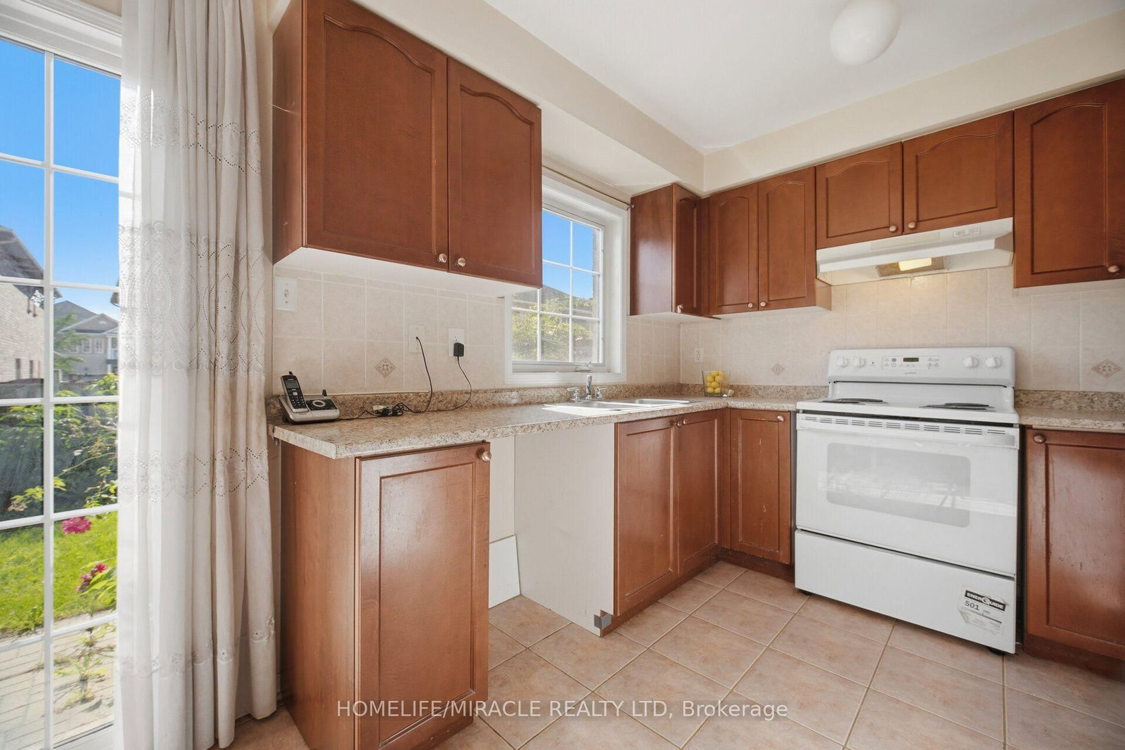 101 Crystalview Crescent • Brampton, ON photo 14