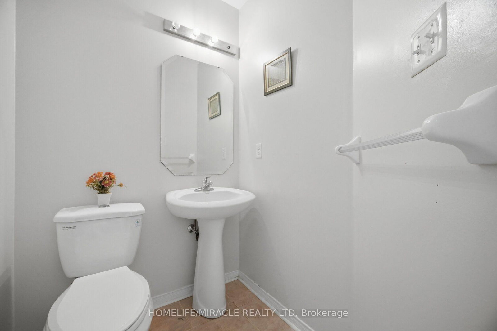 101 Crystalview Crescent • Brampton, ON photo 17