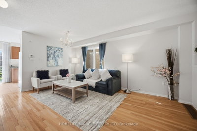 101 Crystalview Crescent • Brampton, ON photo 8