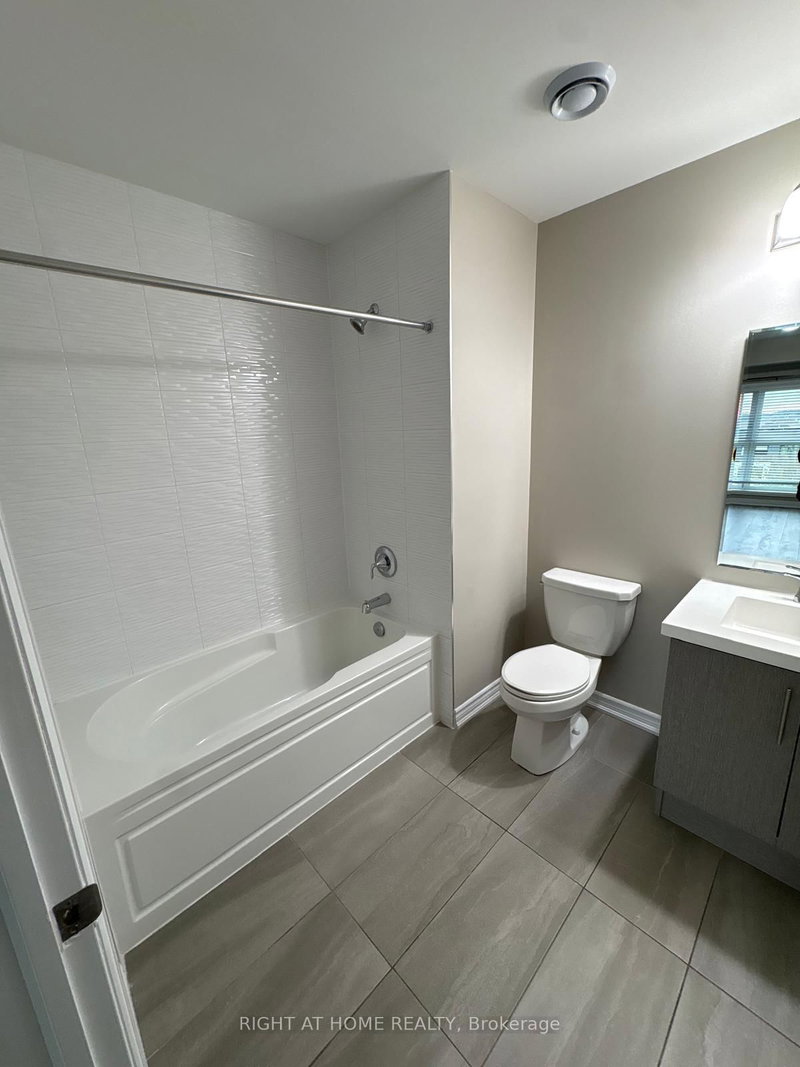 128 Grovewood Oakville,ON L6H 0X3 — Photo 15