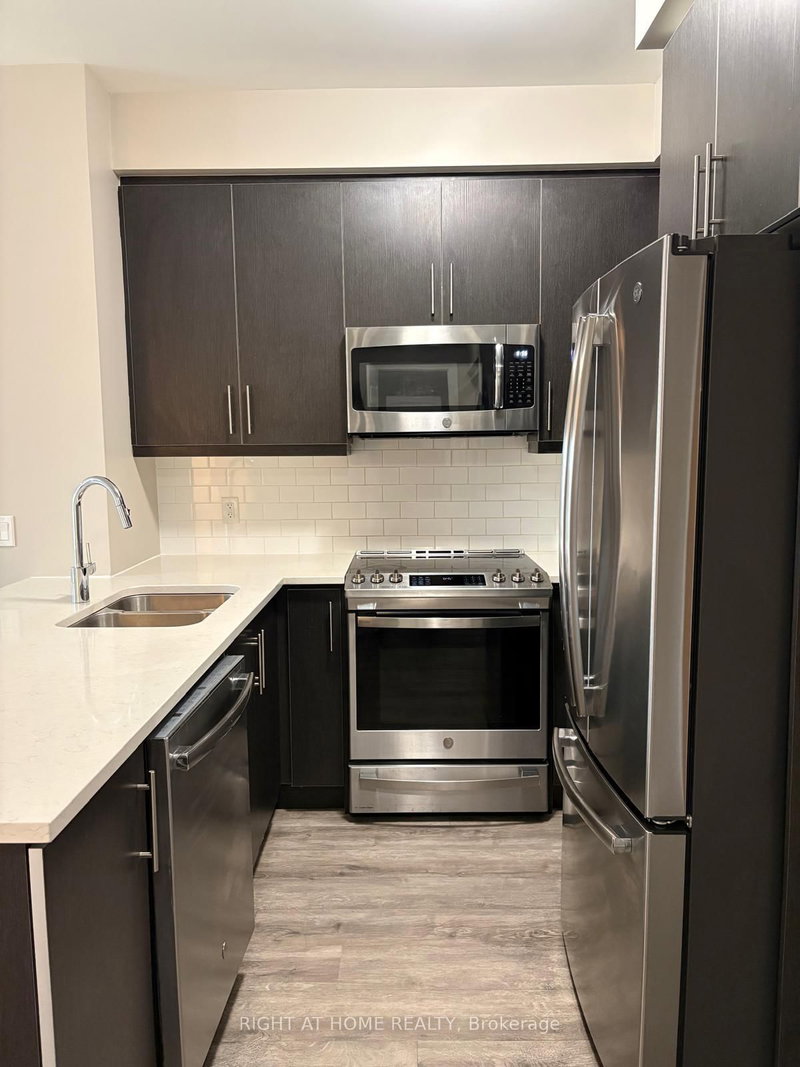 128 Grovewood Oakville,ON L6H 0X3 — Photo 9