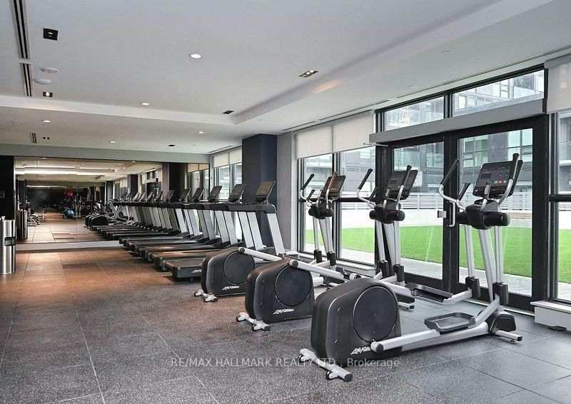 4130 Parkside Village Drive • #1007 • Mississauga, ON photo 8