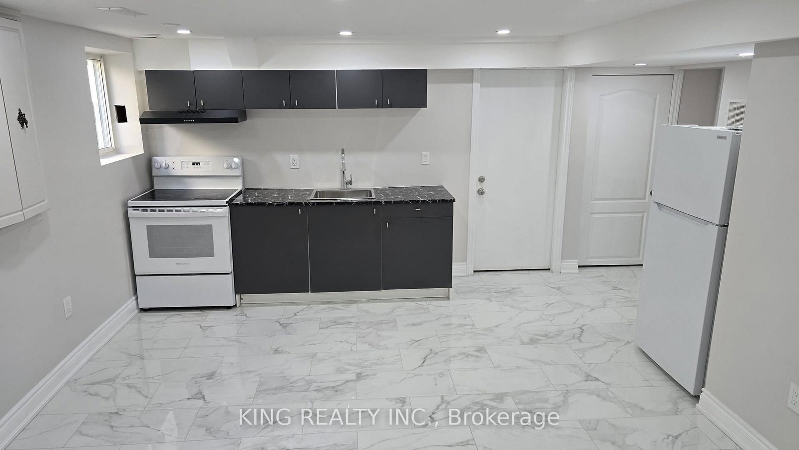 3412 Monica Drive • Mississauga, ON photo 12