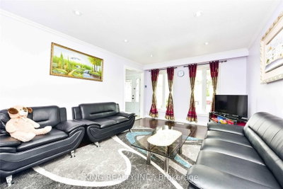3412 Monica Drive • Mississauga, ON photo 5