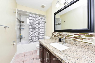 3412 Monica Drive • Mississauga, ON photo 9
